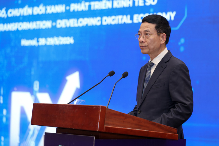 Bộ trưởng Nguyễn Mạnh Hùng cho biết dự thảo chiến lược quốc gia về phát triển chip bán dẫn và sẽ đưa ra lấy ý kiến rộng rãi