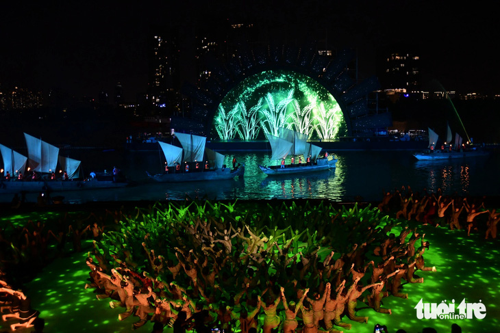Lễ hội Sông nước TP.HCM lần thứ 1 đã thu hút được hơn 210.000 lượt du khách trong nước và quốc tế đến tham quan - Ảnh: QUANG ĐỊNH