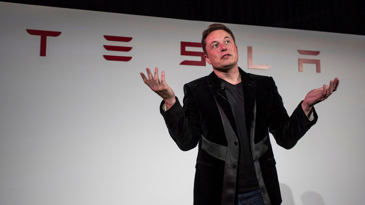 Elon Musk cũng rất cần Tesla. Bởi cốt lõi của vị trí một trong những người giàu nhất thế giới của ông dựa trên mức định giá cao ngất trời của Tesla. Musk cũng từng tuyên bố sẽ ở lại Tesla suốt đời - Ảnh: Wired