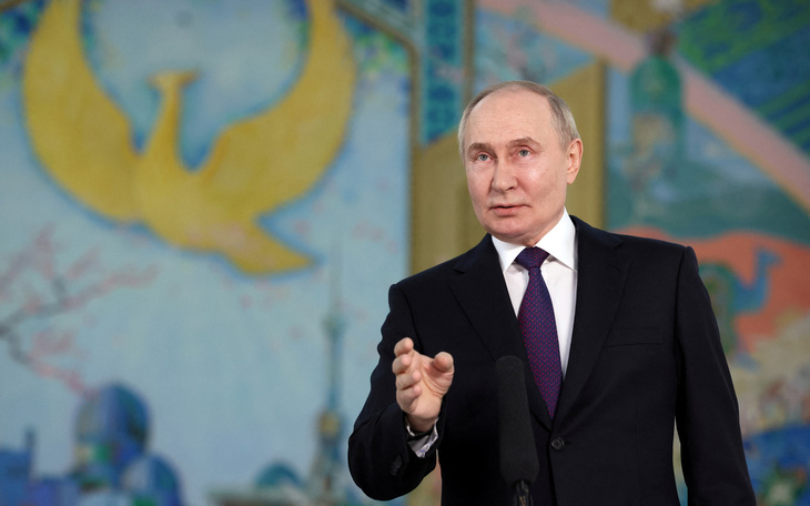 Ông Putin nói châu Âu "chơi với lửa" khi đề xuất cho Ukraine tấn công lãnh thổ Nga