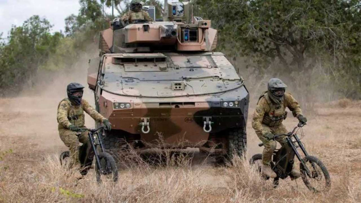 Úc thử nghiệm xe máy điện trong quân đội - Ảnh: Bộ Quốc phòng Úc