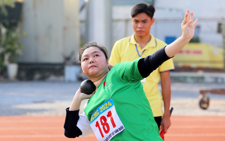 VĐV Người khuyết tật TP.HCM nhận ‘doping tinh thần’ trước Paralympic 2024 - Ảnh 3.