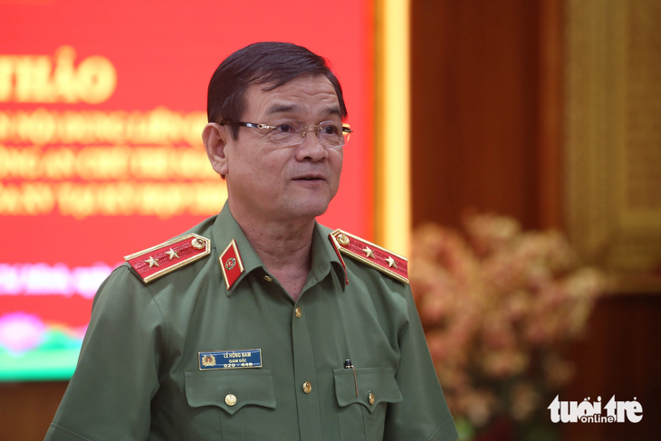 Trung tướng Lê Hồng Nam - giám đốc Công an TP.HCM - Ảnh: MINH HÒA