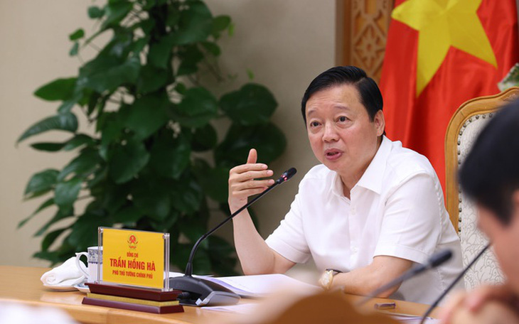 Phó thủ tướng Trần Hồng Hà chủ trì cuộc họp - Ảnh: VGP