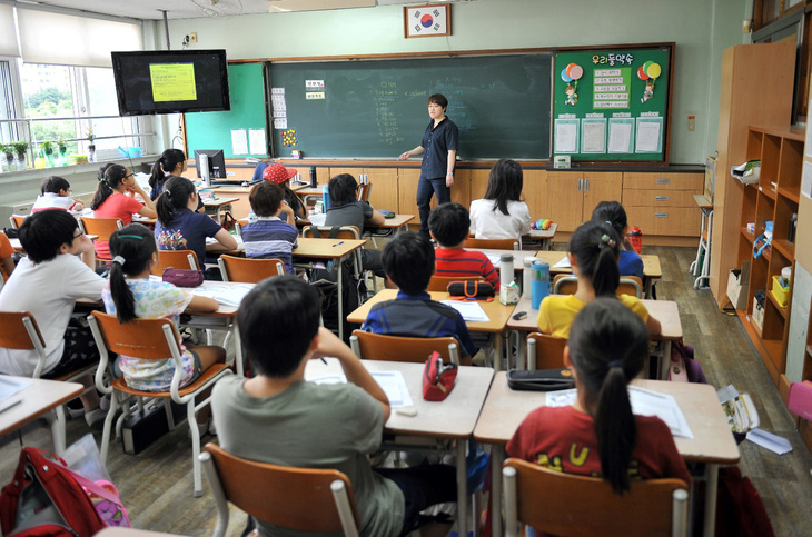 Học sinh tại trường tiểu học ở Seongnam, phía nam Seoul, Hàn Quốc - Ảnh: afp.com