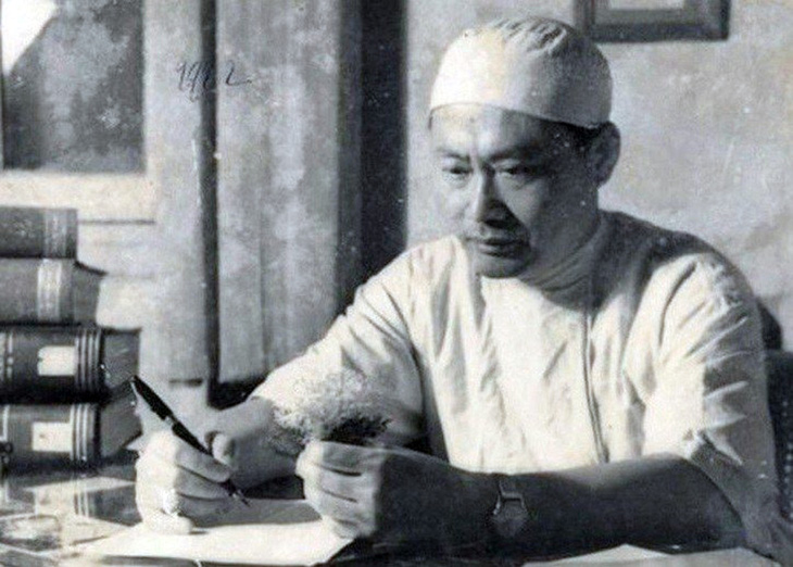 Bác sĩ Tôn Thất Tùng đã cố gắng cứu chữa nhiều thương binh ở mặt trận Điện Biên Phủ - Ảnh tư liệu