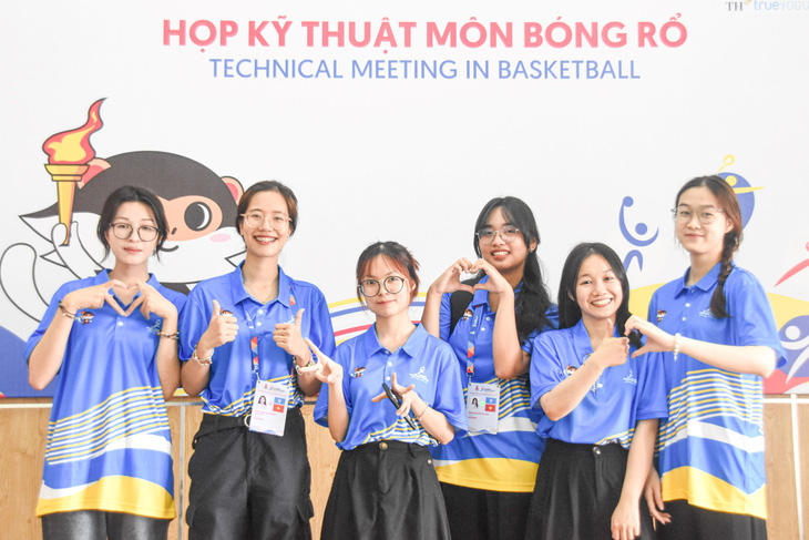 Nam thanh nữ tú rạng rỡ trước Đại hội thể thao học sinh Đông Nam Á- Ảnh 8.