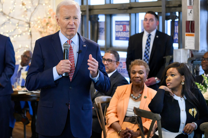 Ông Biden phát biểu tại một sự kiện vận động tranh cử ở bang Pennsylvania hôm 29-5 - Ảnh: AFP