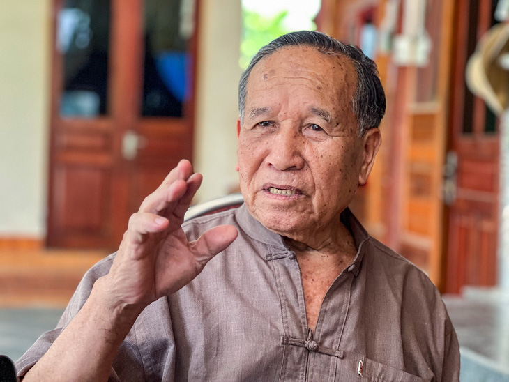 Ông Lò Văn Hặc - nhân chứng cuối cùng vụ bỏ bom đau thương ở Điện Biên Phủ 70 năm trước - Ảnh: NAM TRẦN