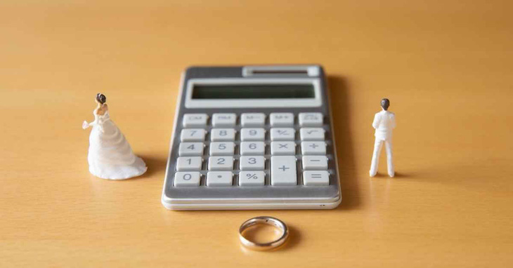 Vợ chồng nên có thỏa thuận rõ ràng về tài chính - Ảnh minh họa: Laubacher Law