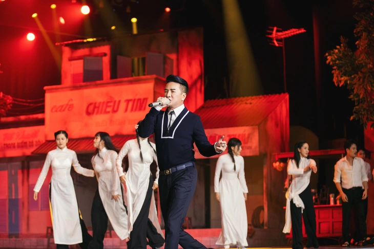 Đàm Vĩnh Hưng xác lập kỷ lục trong live show Ngày em thắp sao trời- Ảnh 18.