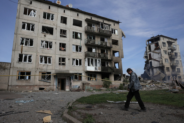 Làng Ocheretyne thuộc vùng Donetsk ở Ukraine hoang tàn vì chiến sự - Ảnh: AFP