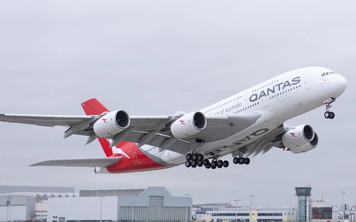 Qantas lỗi hệ thống khiến giá vé hạng nhất giảm đến 85% - Ảnh 2.