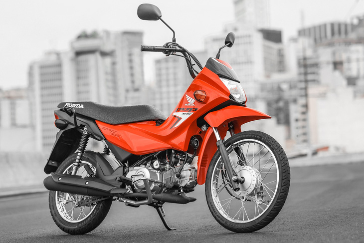 Có thể nói, Honda POP 110i là một trong những mẫu xe số chính hãng có bề ngoài 