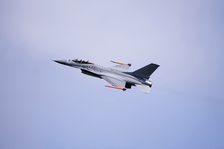 Một chiếc tiêm kích F-16 của Đan Mạch tại căn cứ quân sự Skrydstrup (Đan Mạch) - Ảnh: REUTERS