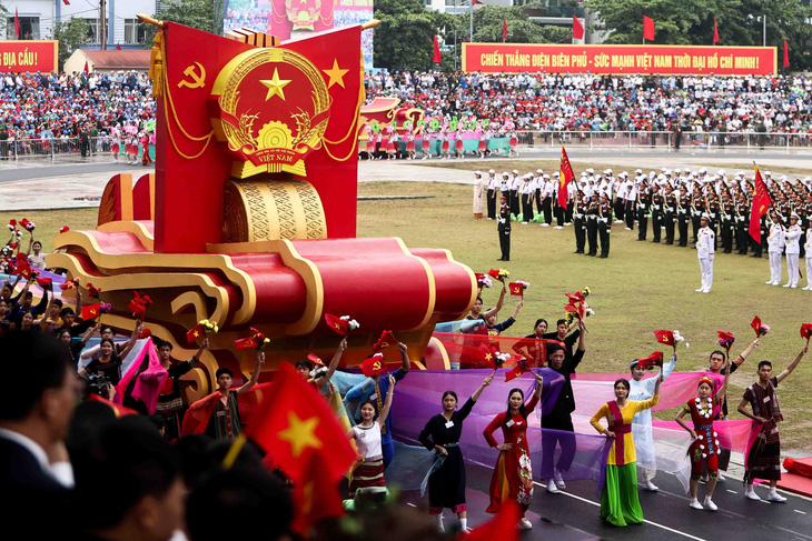 Hùng tráng lễ diễu binh, diễu hành kỷ niệm 70 năm Chiến thắng Điện Biên Phủ- Ảnh 10.