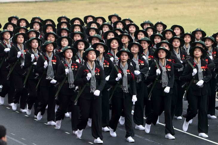 Hùng tráng lễ diễu binh, diễu hành kỷ niệm 70 năm Chiến thắng Điện Biên Phủ- Ảnh 23.