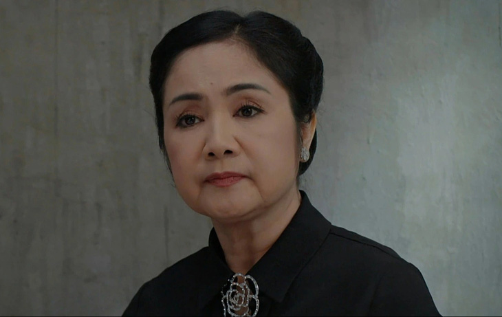 Diễn viên Thu Hà vai bà Hạ Lan trong Trạm cứu hộ trái tim được khán giả khen - Ảnh: ĐPCC