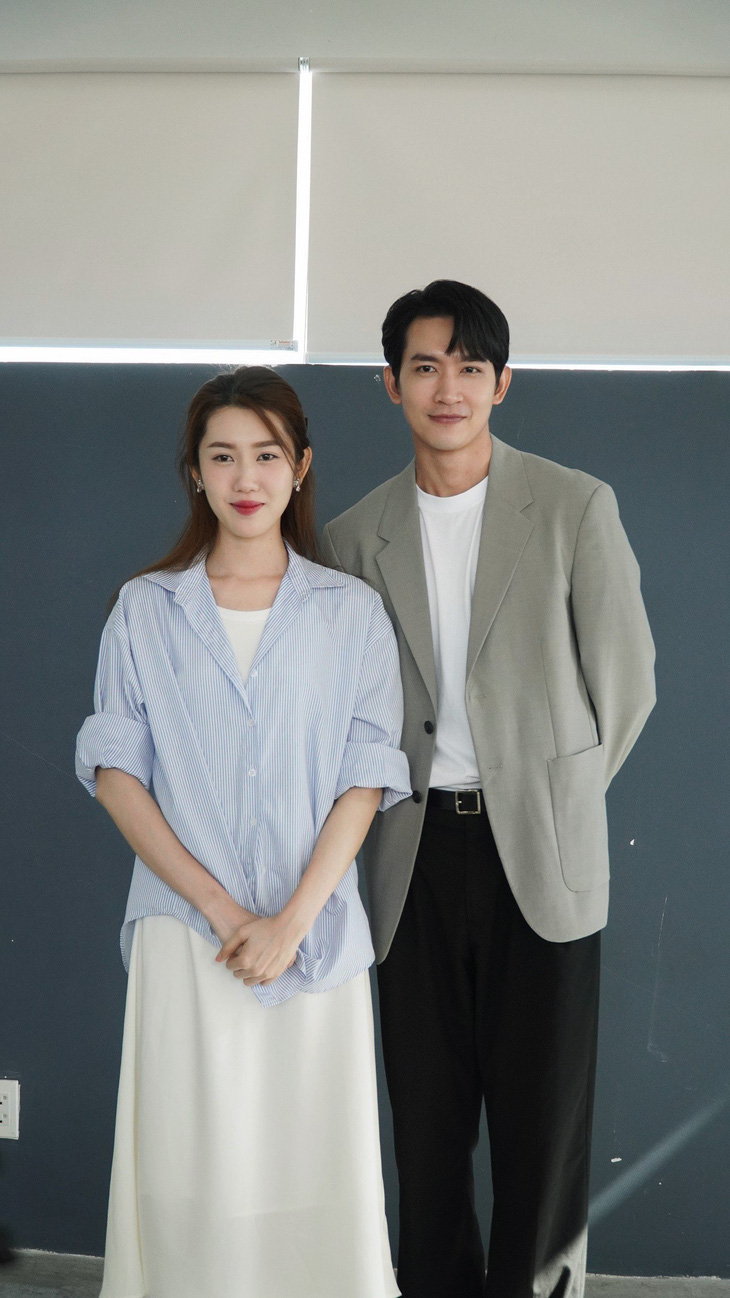 Diễn viên Thúy Ngân và Võ Cảnh xác nhận sẽ đảm nhận vai chính trong dự án phim melodrama '7 Năm chưa cưới sẽ chia tay' – bản Việt của 'Secret love'