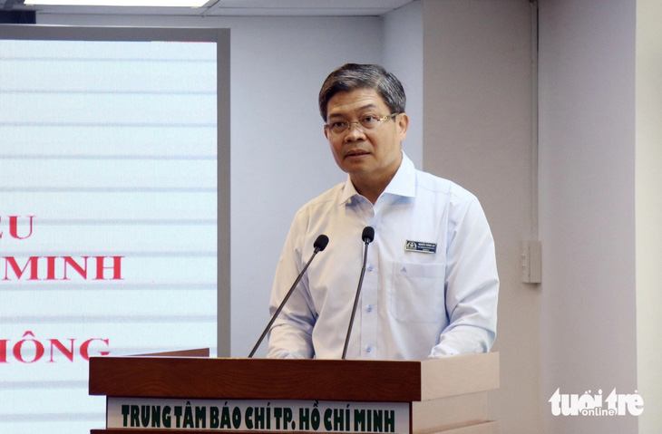 Ông Nguyễn Thành Lợi - phó trưởng ban chuyên trách Ban An toàn giao thông TP.HCM - chia sẻ tại hội nghị sáng 9-5 - Ảnh: THU DUNG
