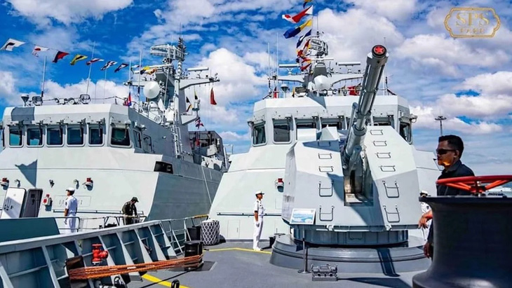 Hai tàu của Quân đội Giải phóng nhân dân Trung Quốc (PLAN) có mặt tại căn cứ hải quân Ream từ tháng 12-2023 - Ảnh: BQP CAMPUCHIA