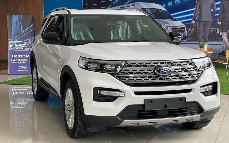 Tin tức giá xe: Ford Explorer tăng giá 100 triệu đồng, ngược dòng giảm giá toàn thị trường