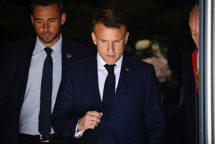 Tổng thống Pháp Emmanuel Macron tham dự bỏ phiếu Nghị viện châu Âu ngày 9-6 - Ảnh: AFP