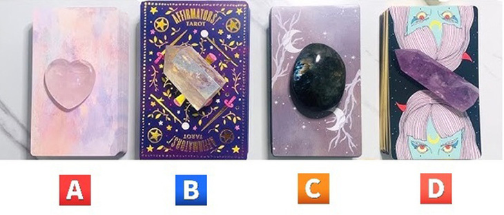 Tarot: Liệu người yêu cũ có đang nhớ nhung bạn?- Ảnh 1.