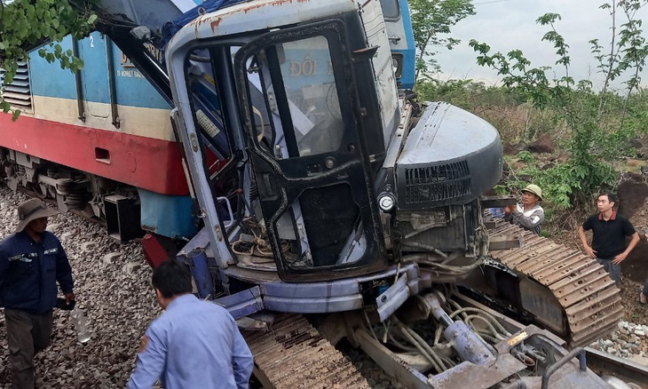 Hiện trường vụ tai nạn đường sắt vào chiều 6-6 tại huyện Bắc Bình, tỉnh Bình Thuận - Ảnh: CTV