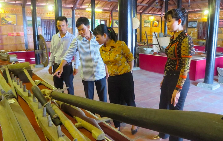 Các dụng cụ sẽ trưng bày tại Bảo tàng Nông nghiệp Đồng bằng sông Cửu Long - Ảnh tư liệu: CHÍ HẠNH