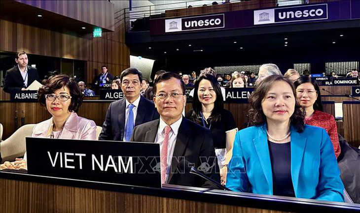 Thứ trưởng Bộ Ngoại giao Hà Kim Ngọc, chủ tịch Ủy ban Quốc gia UNESCO Việt Nam, tại kỳ họp lần thứ 10 Đại hội đồng Công ước 2003 về bảo vệ di sản văn hóa phi vật thể - Ảnh: TTXVN