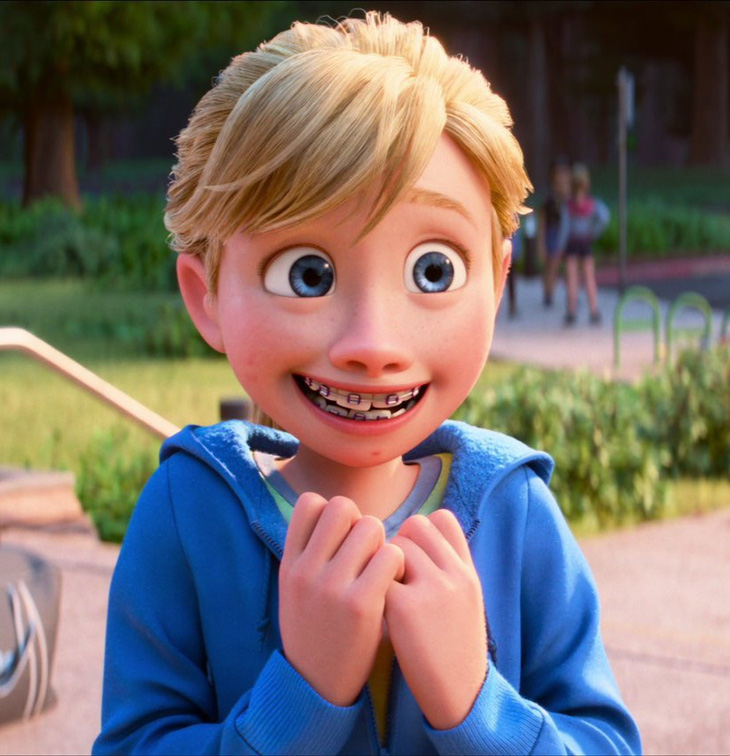 Riley bước vào tuổi dậy thì, niềng răng và có đầy những nỗi âu lo - Ảnh: Pixar