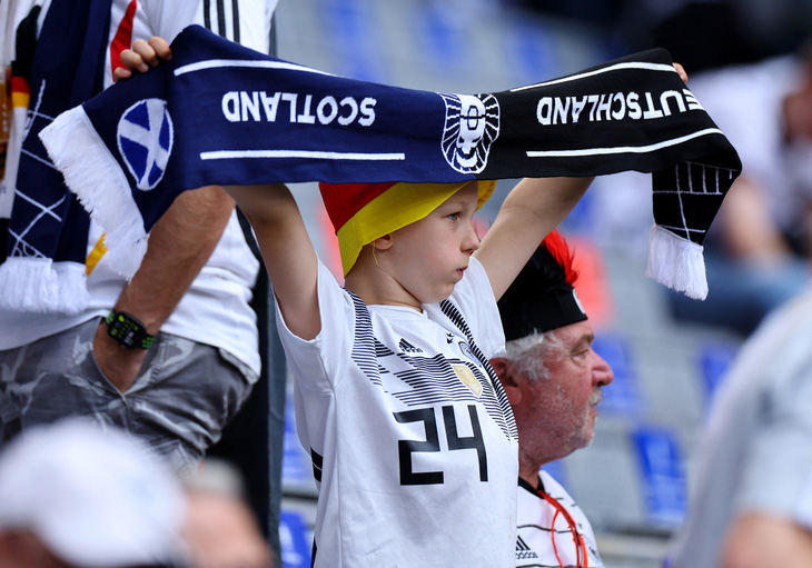 Người hâm mộ đang kỳ vọng rất nhiều vào tuyển Đức - Ảnh: REUTERS