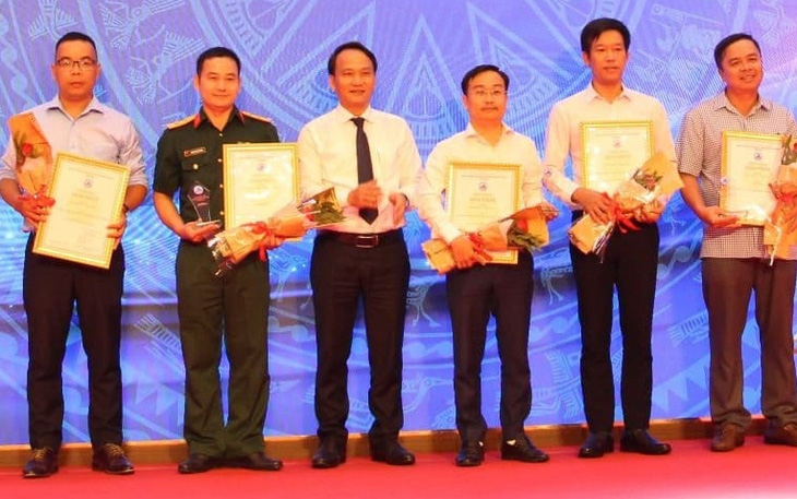 Báo Tuổi Trẻ đoạt giải nhất Giải Báo chí thành phố Đà Nẵng với loạt bài về Gạc Ma