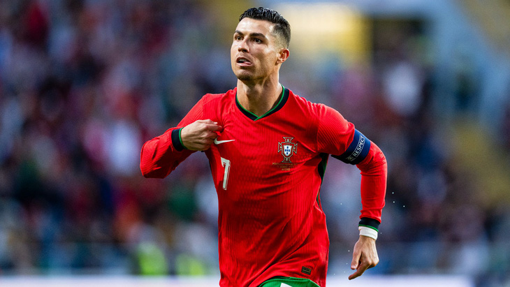 Ronaldo sẽ ghi bàn trong trận ra quân Euro 2024? - Ảnh: REUTERS