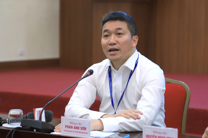 Ông Phan Anh Sơn - chủ tịch Liên hiệp các tổ chức hữu nghị Việt Nam - Ảnh: TRẦN THƯỜNG
