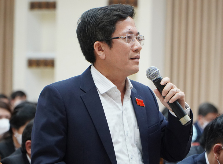 Ông Trần Nam Hưng được HĐND tỉnh Quảng Nam bầu giữ chức phó chủ tịch UBND tỉnh Quảng Nam vào ngày 23-4 - Ảnh: LÊ TRUNG