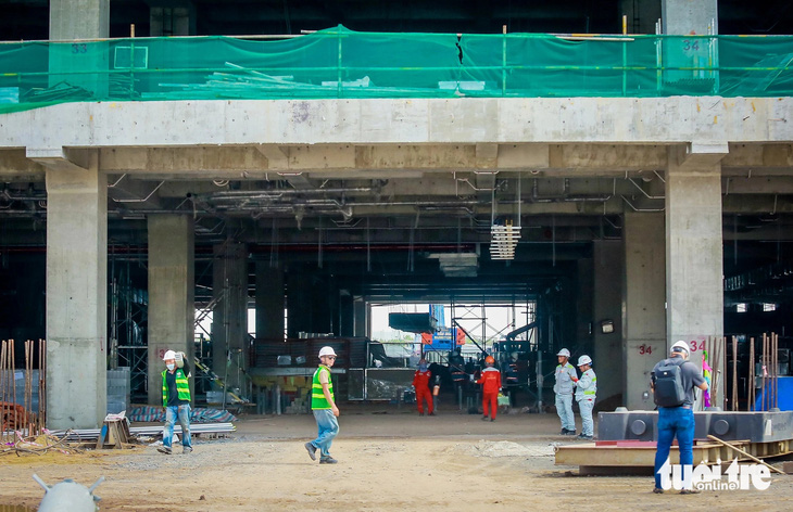 Phần xây thô, kết cấu nhà ga T3 đã đạt 100%. Hạng mục nhà để xe cũng đạt 96% đảm bảo tiến độ đề ra