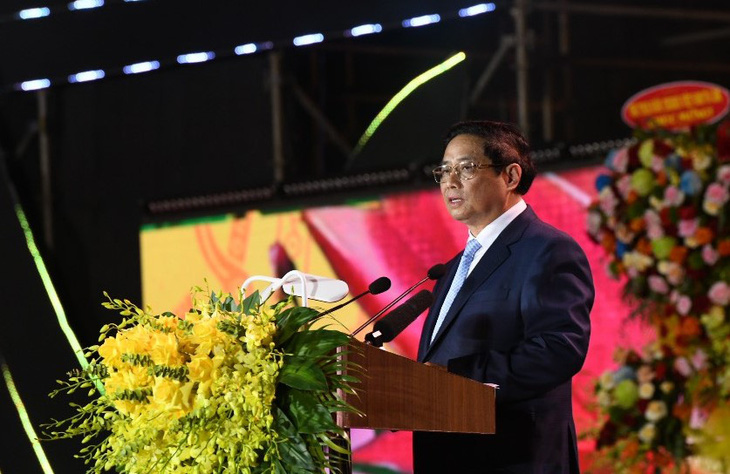 Thủ tướng Phạm Minh Chính phát biểu tại lễ kỷ niệm 420 năm hình thành tỉnh Quảng Bình - Ảnh: HOÀNG AN