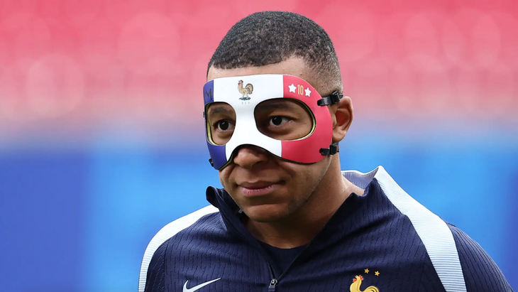 Kylian Mbappe khó có thể mang mặt nạ cờ Pháp thi đấu tại Euro 2024