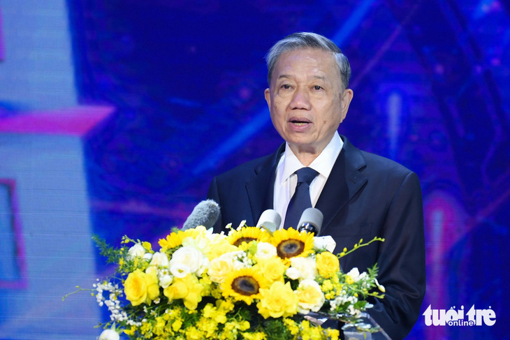 Chủ tịch nước Tô Lâm phát biểu tại lễ kỷ niệm Ngày Báo chí cách mạng Việt Nam và trao Giải Báo chí quốc gia lần thứ XVIII - Ảnh: NAM TRẦN