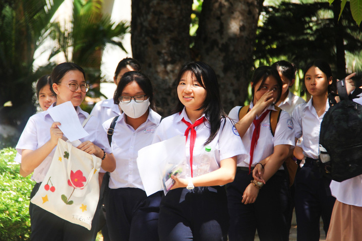 Khánh Hòa sẽ công bố điểm chuẩn thi vào lớp 10 THPT công lập vào ngày 29-7 - Ảnh: MINH CHIẾN