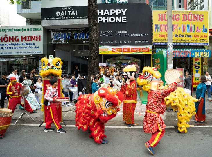 Happy Phone ra mắt cửa hàng đầu tiên cùng nhiều ưu đãi- Ảnh 1.