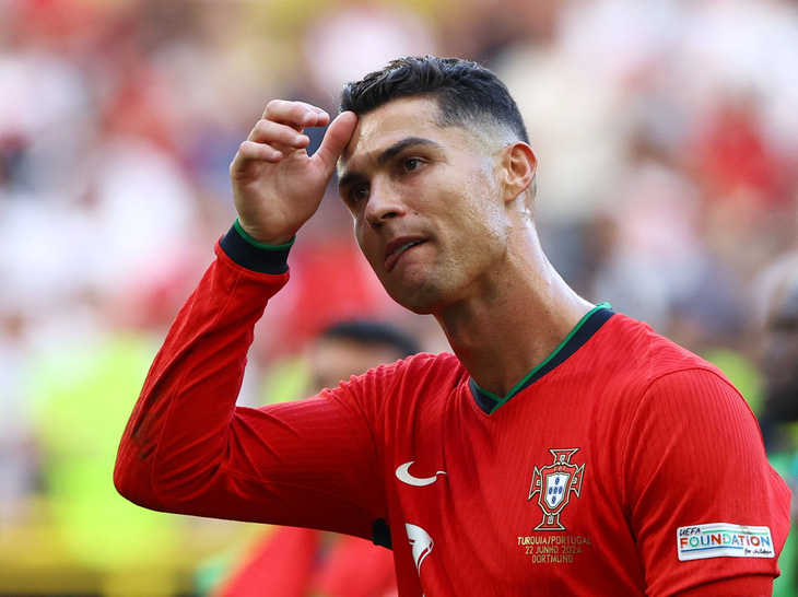Là cầu thủ lớn nhưng Ronaldo đã hy sinh những điều nhỏ nhặt để nhân cách lớn hơn - Ảnh: REUTERS