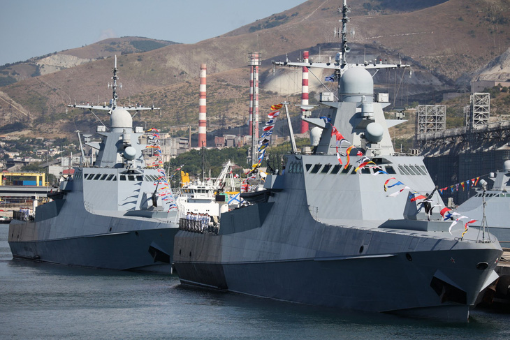 Các tàu thuộc Hạm đội Biển Đen của Nga tại thành phố cảng Novorossiysk - Ảnh: AFP