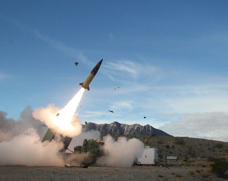 Mỹ cấp tên lửa ATACMS có tầm bắn 300km cho Ukraine - Ảnh: Lockheed Martin