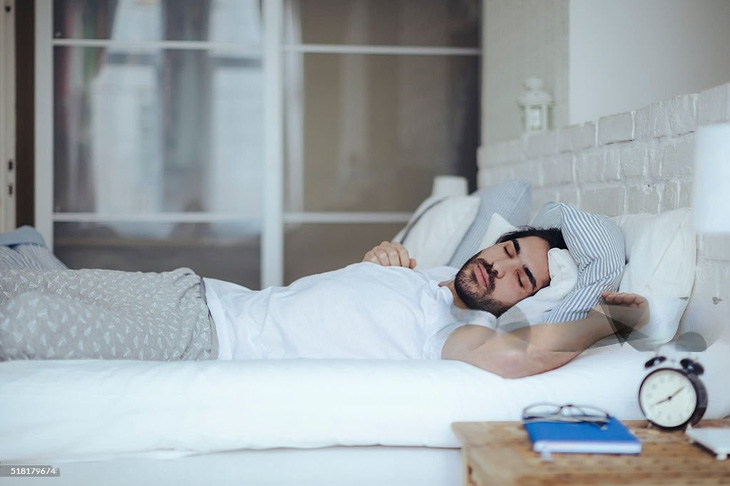 Ngủ quá nhiều cũng không tốt cho sức khỏe tổng thể - Ảnh minh họa/ Nguồn: Getty