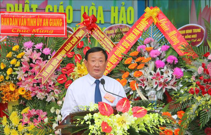 Chủ tịch Ủy ban Mặt trận Tổ quốc Việt Nam tỉnh An Giang Nguyễn Tiếc Hùng phát biểu chúc mừng - Ảnh: TTXVN