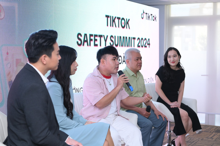 Thiện Nhân chia sẻ tại sự kiện TikTok Safety Summit 2024 - Ảnh: M.T 