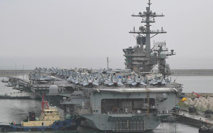Triều Tiên nói Mỹ đưa tàu sân bay tới Hàn Quốc là động thái 'rất nguy hiểm'
